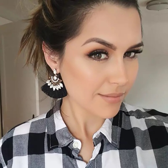 Jewelry - (7 colors) Rhinestone Fan Fringe Earrings